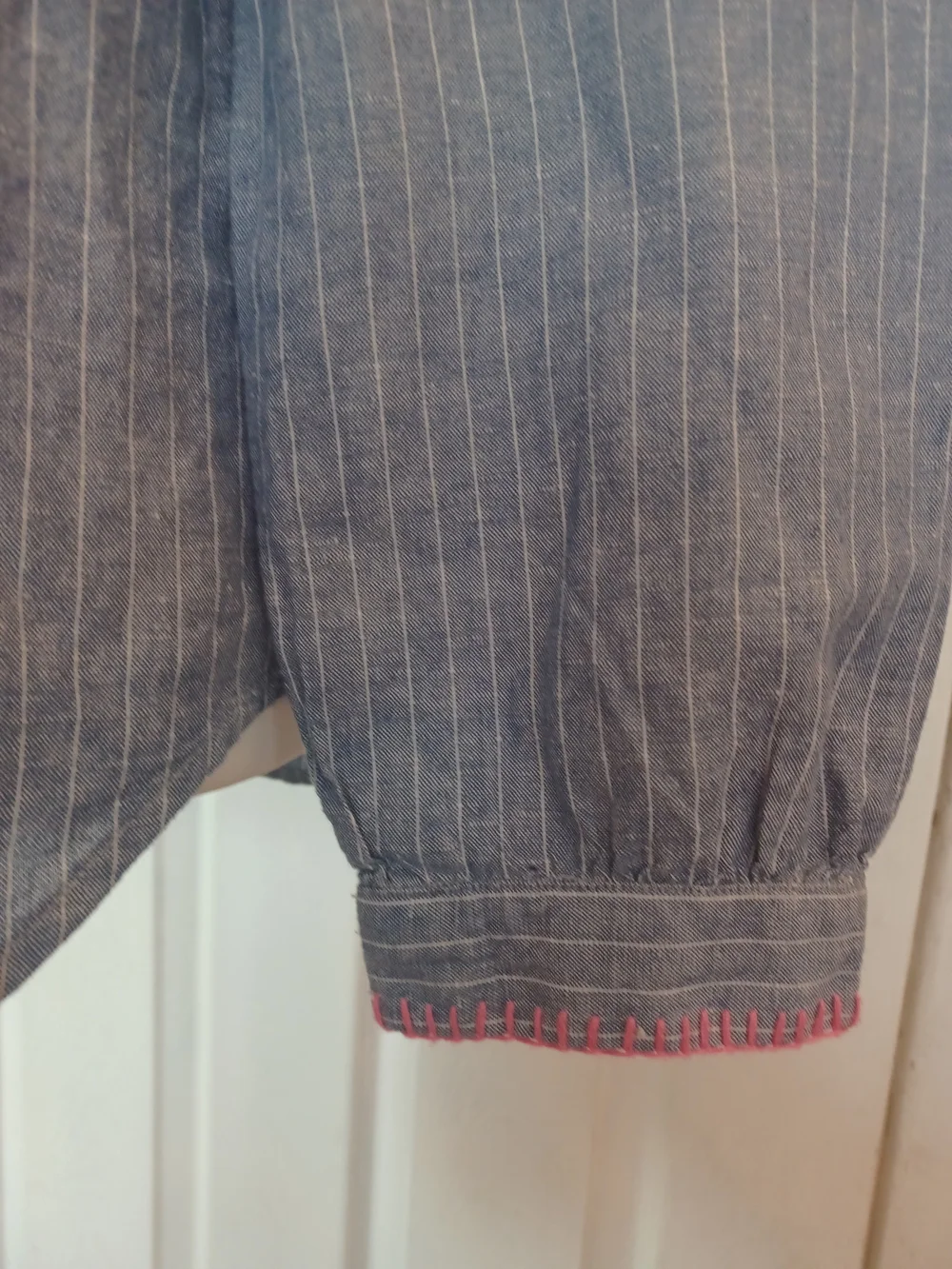 GAP Linen-Blend Striped Peasant Top, Grayish-Blue with Pink Tassels Size S Boho